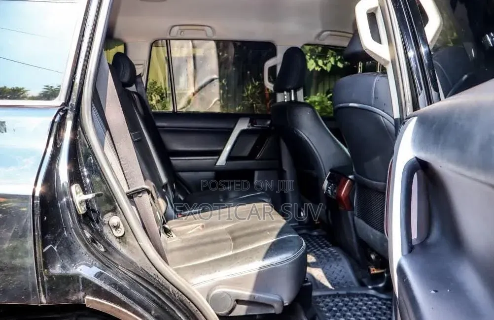 Toyota Land Cruiser Prado 2.8 D-4D 2015 Gray