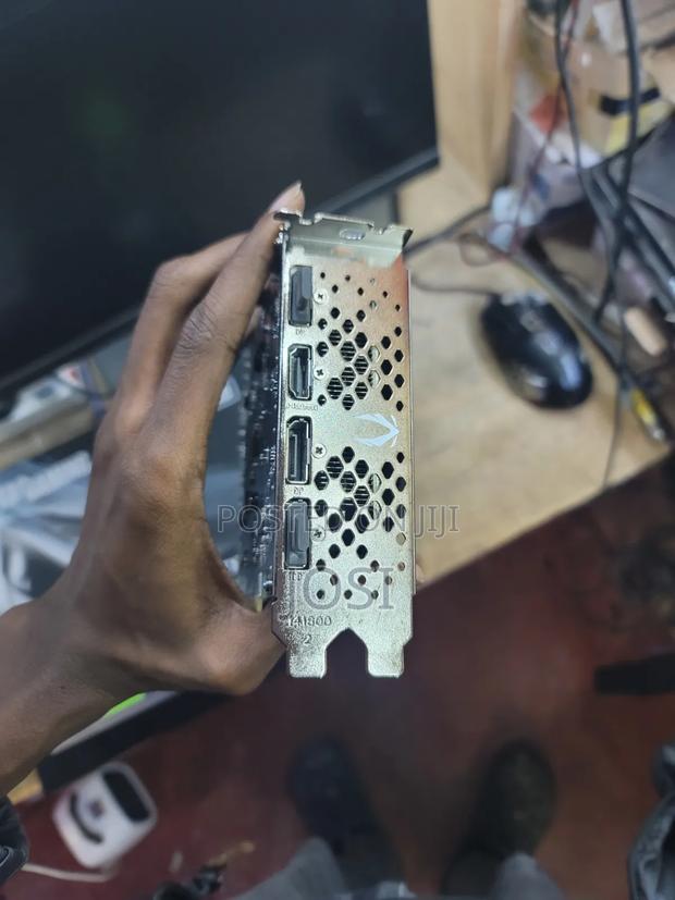 Nvidia RTX 4060 8gb - thumbnail 4