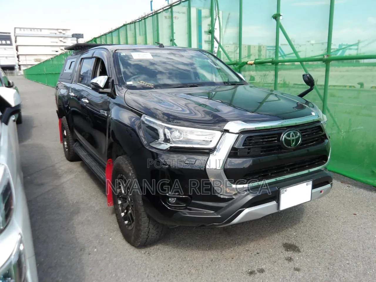 Toyota Hilux 2022 Black