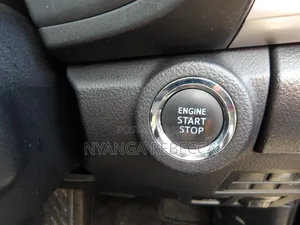 Toyota Hilux 2022 Black