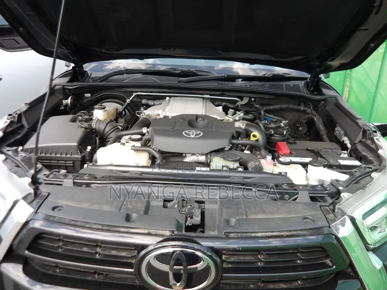 Toyota Hilux 2022 Black