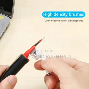 4-in-1 Multifunctional Gadget Cleaning Tool