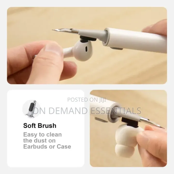 4-in-1 Multifunctional Gadget Cleaning Tool