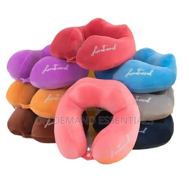 Comfortable Neck Plush Toy Pillow