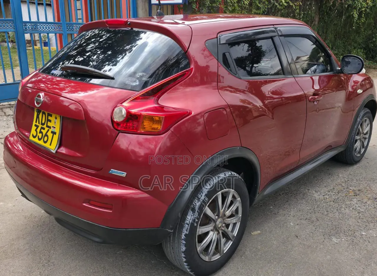 Nissan Juke 2014 Maroon