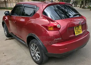 Nissan Juke 2014 Maroon