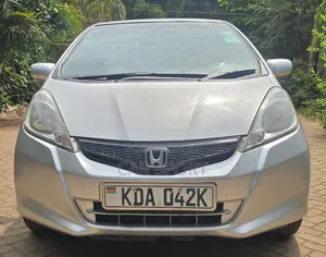 Honda Fit 2013 Silver