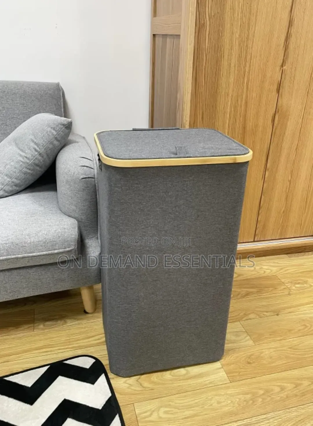 Foldable Laundry Basket With an Inner Bag