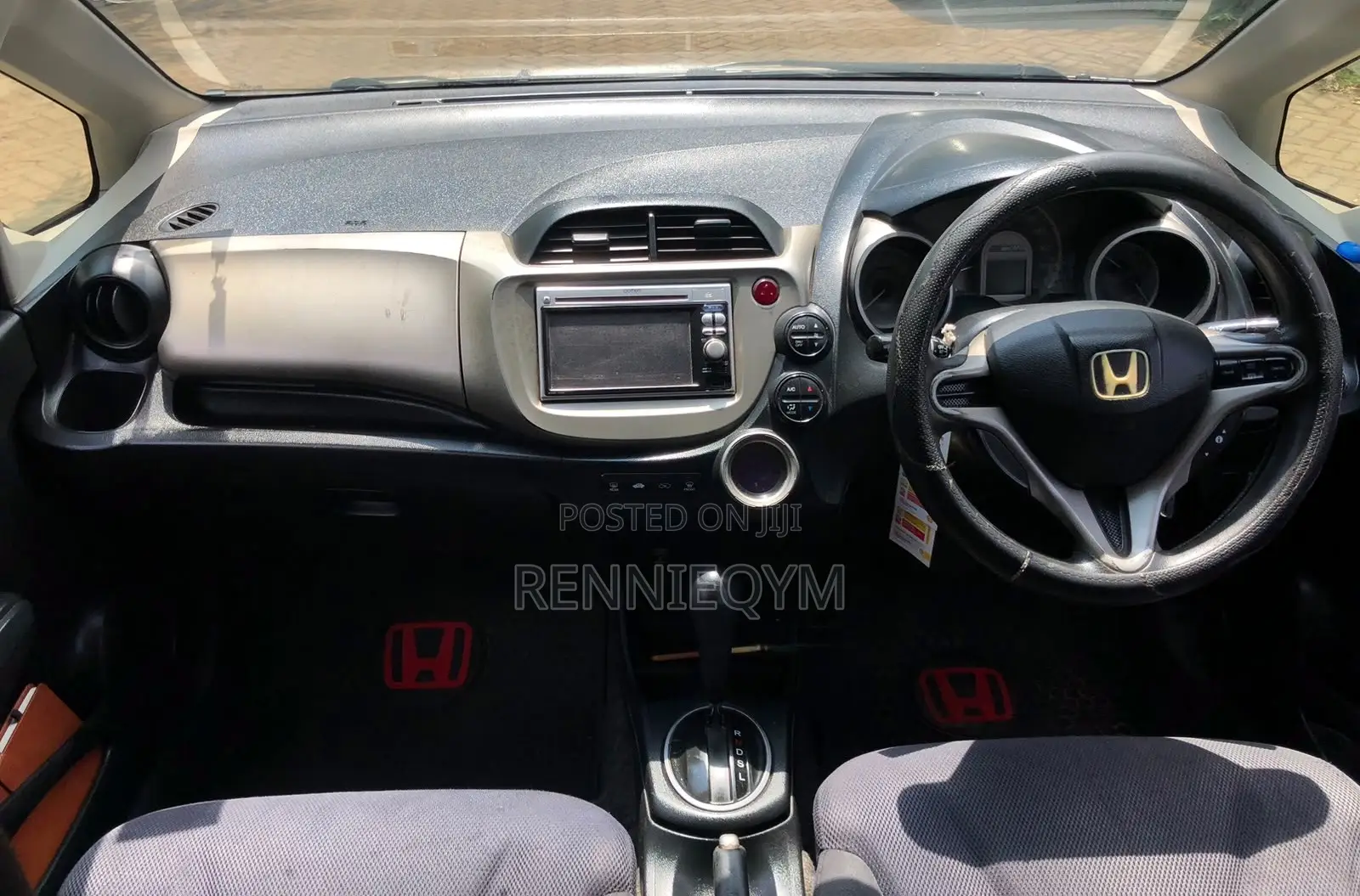 Honda Fit 2012 Silver