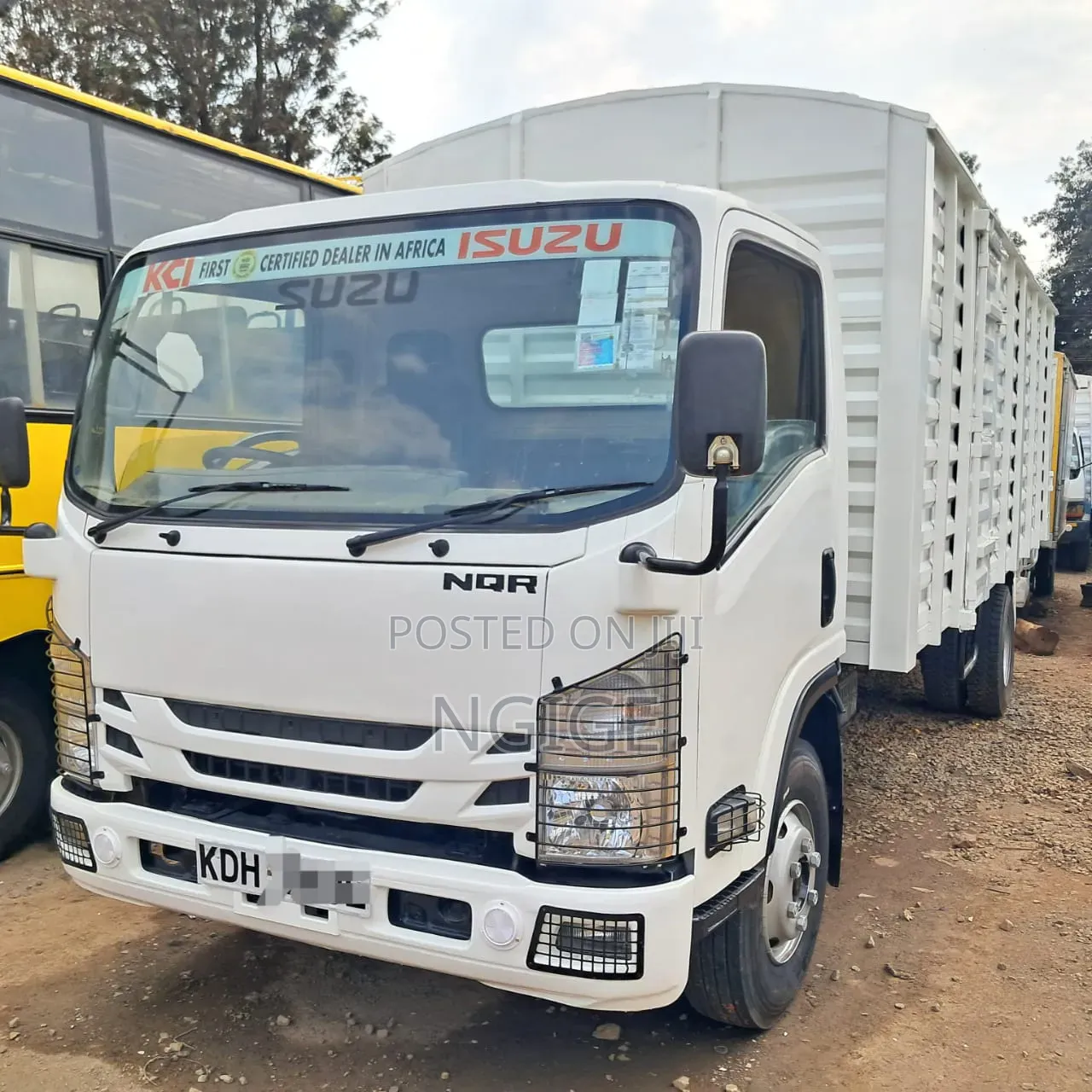 NQR Isuzu Lorry
