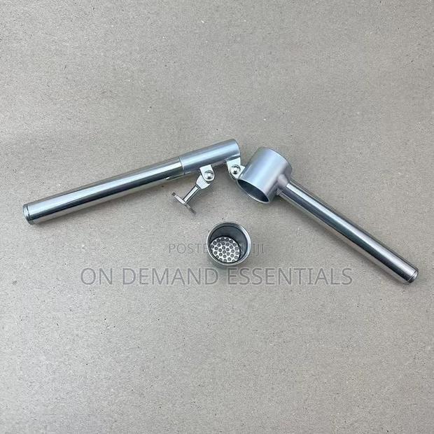 Stainless Steel Garlic Crusher - thumbnail 2