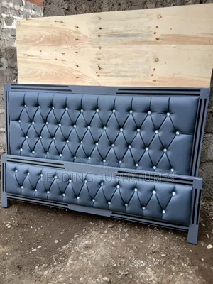 5x6 Strong Mocket Bed Color Gray With Sliver Buttons