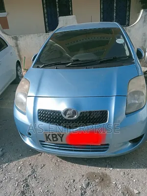 Toyota Vitz 2007 Blue