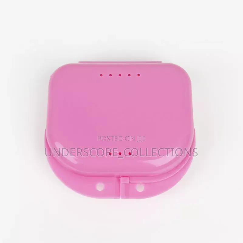 Plastic Dental Retainer Case