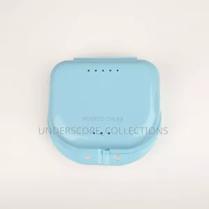 Plastic Dental Retainer Case