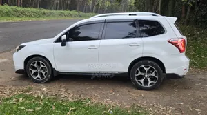 Subaru Forester 2013 Pearl