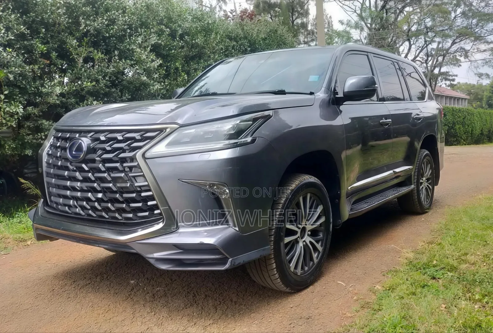 Lexus LX 2015 Gray