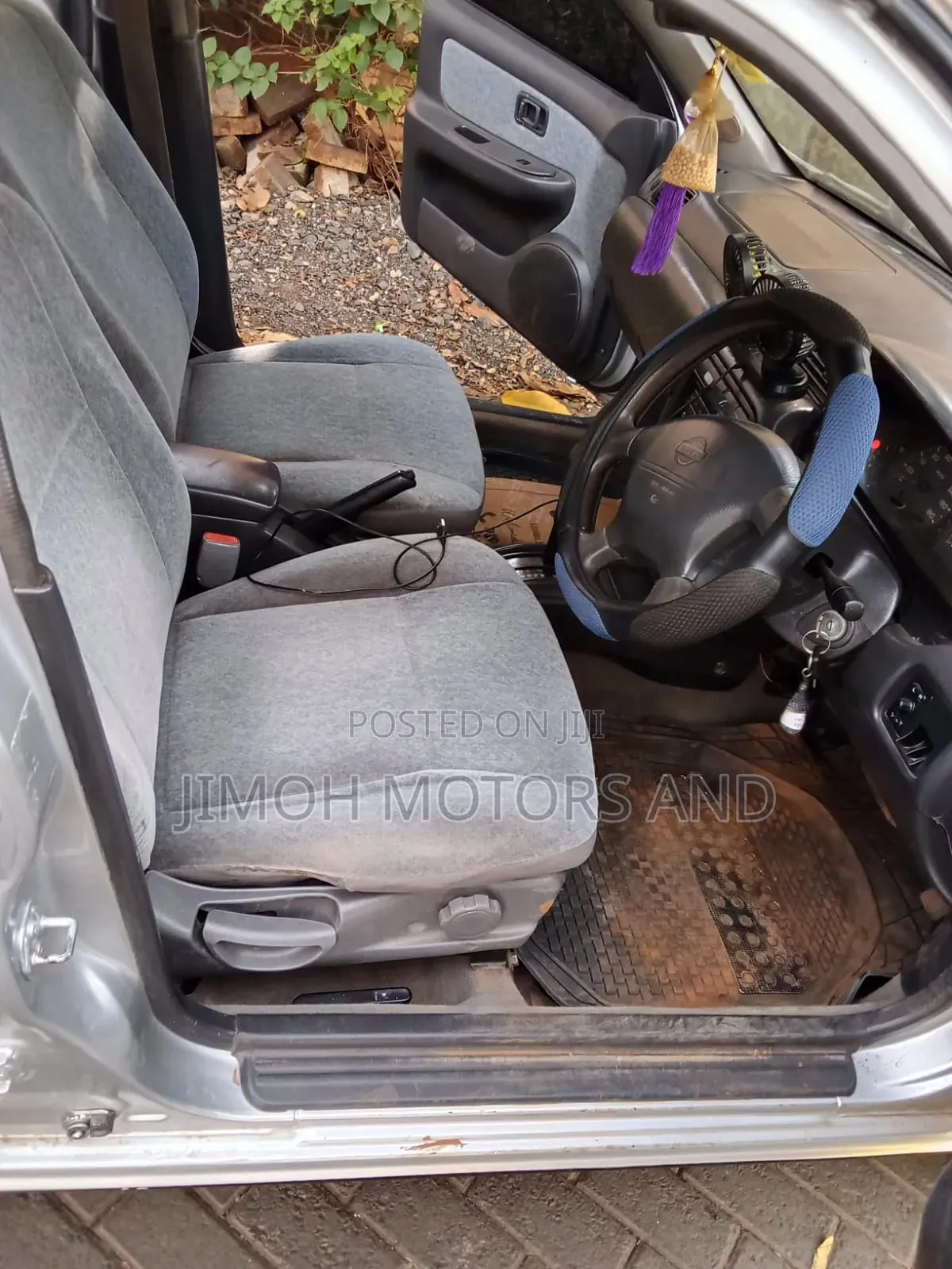 Nissan Sunny 1998 Silver