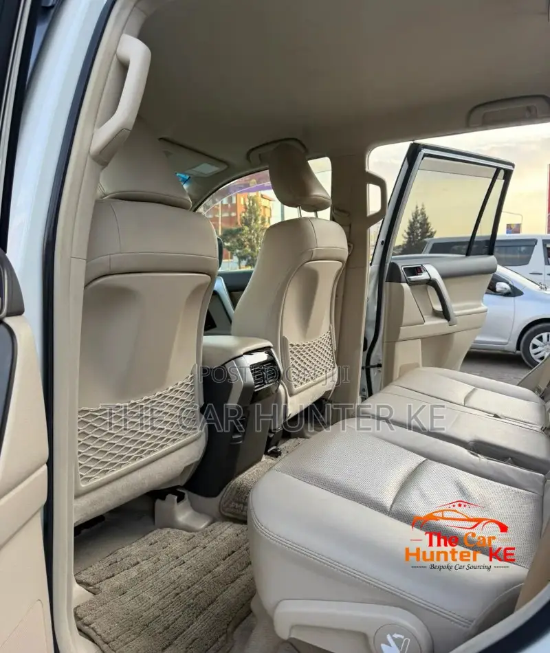 Toyota Land Cruiser Prado 2.7 2019 Pearl