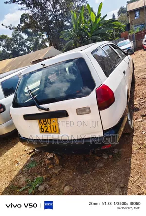 Nissan Advan 2005 White