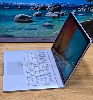 Laptop Microsoft Surface Book 2 16GB Intel Core i7 SSD 512GB