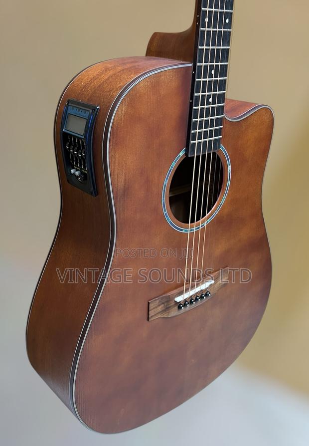 Fender CD-60 Acoustic-Electric Guitar – Solid Spruce Top - thumbnail 2