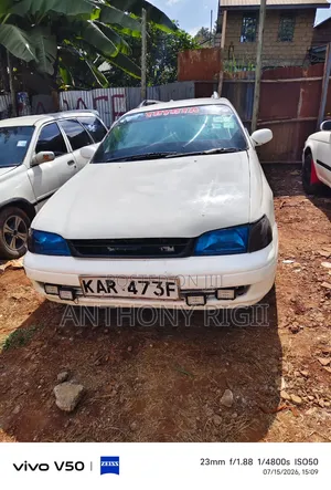 Toyota Caldina 1995 White