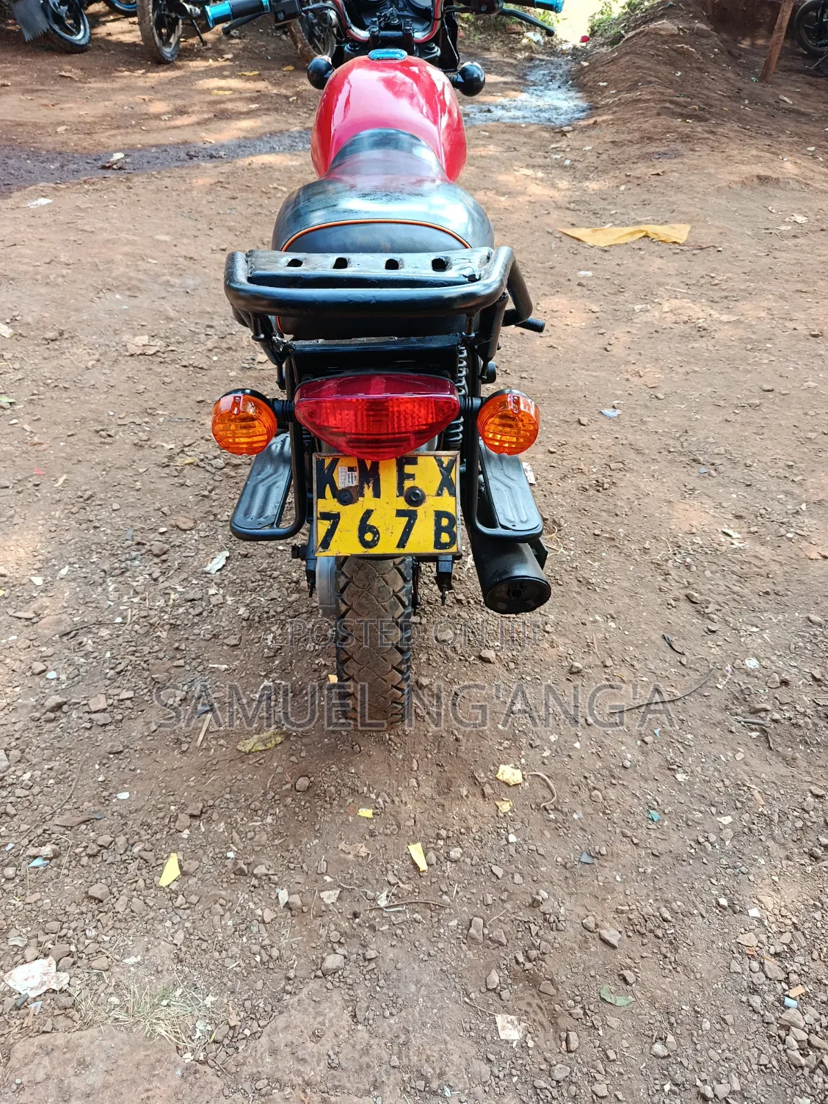 Bajaj Boxer 2021 Red