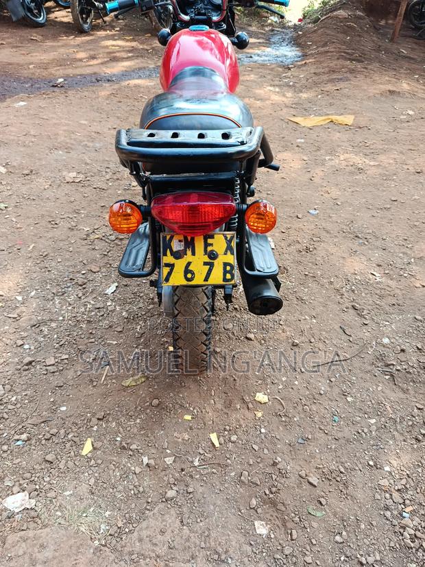 Bajaj Boxer 2021 Red - thumbnail 2