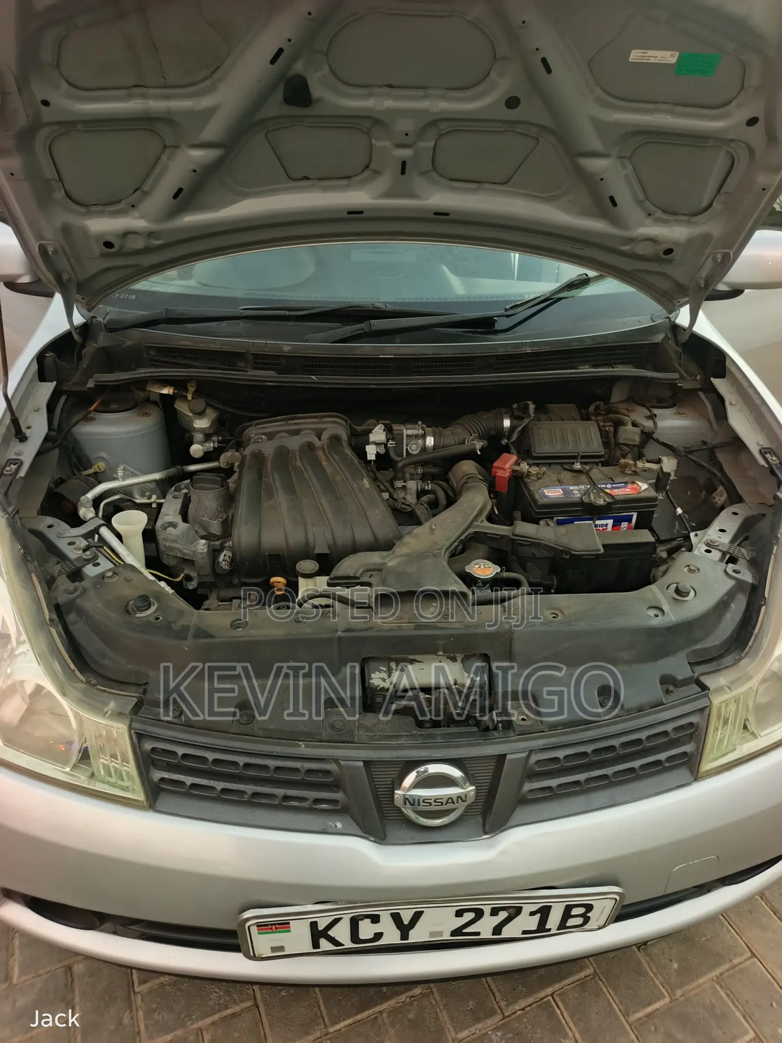 Nissan Wingroad 2012 Silver