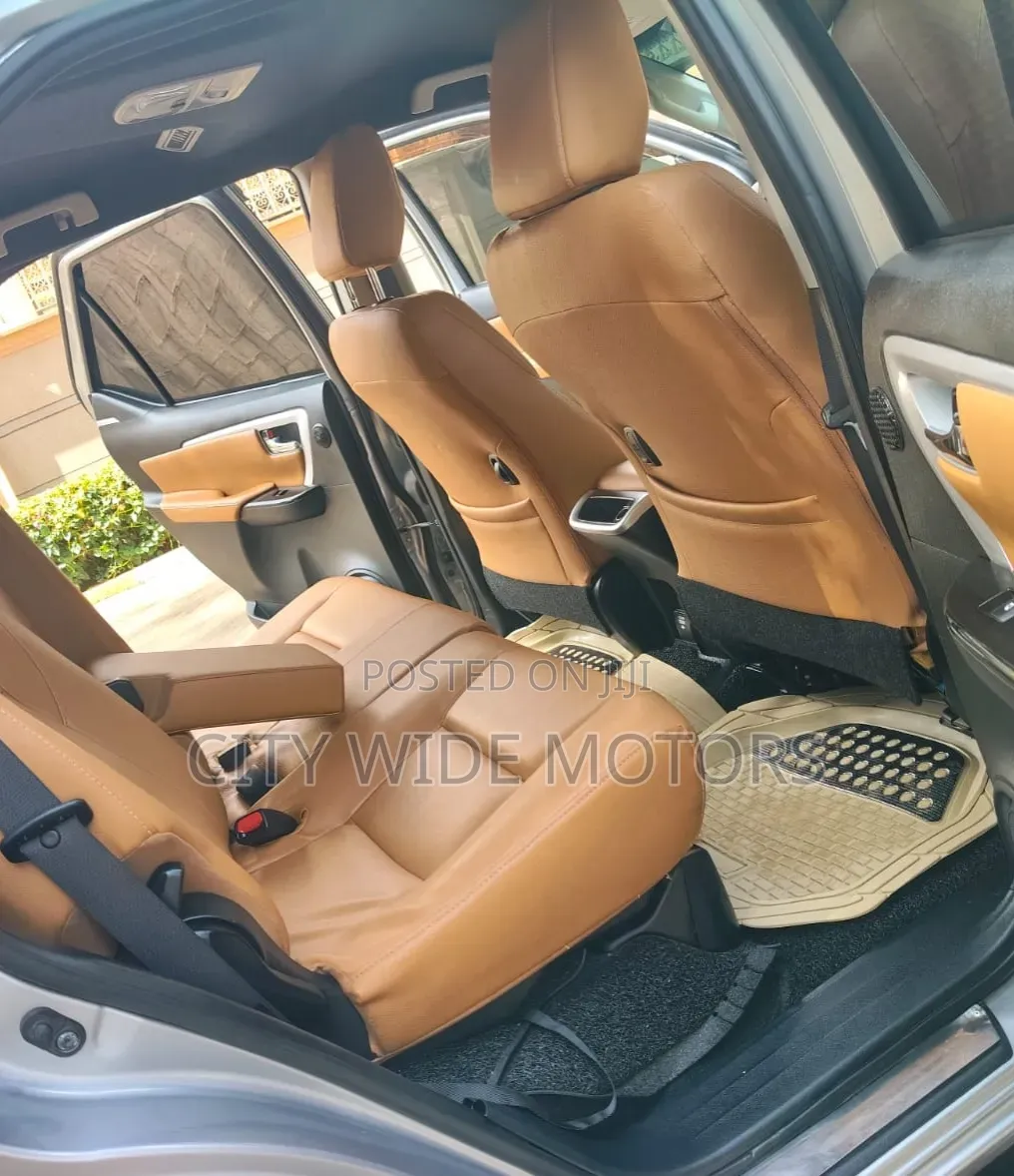 Toyota Fortuner 2017 Gray