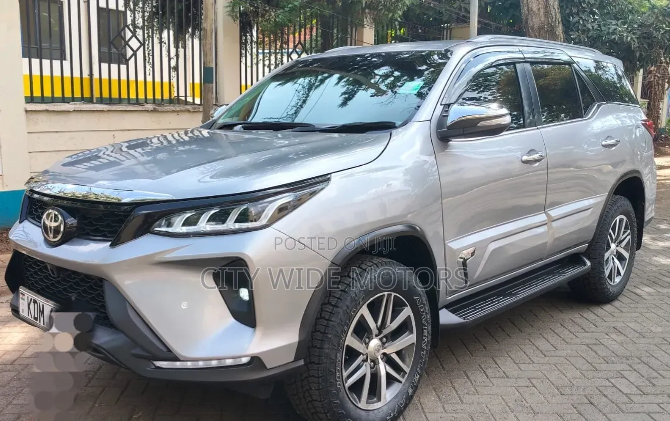 Toyota Fortuner 2017 Gray