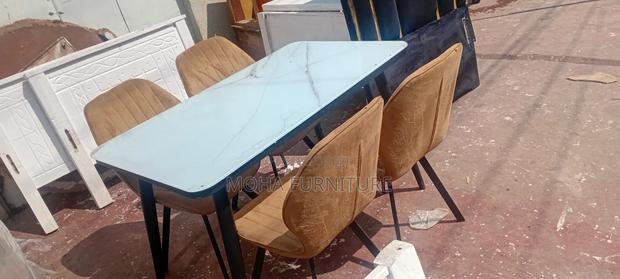 4 Sester Dining Table for Sale - thumbnail 2