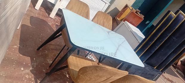 4 Sester Dining Table for Sale - thumbnail 3