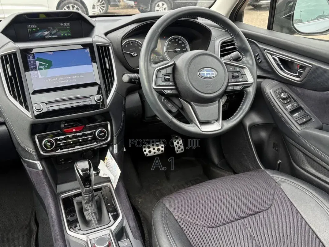 Subaru Forester 2022 Silver