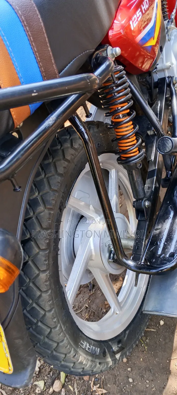 New Bajaj Boxer 125 2025 Red
