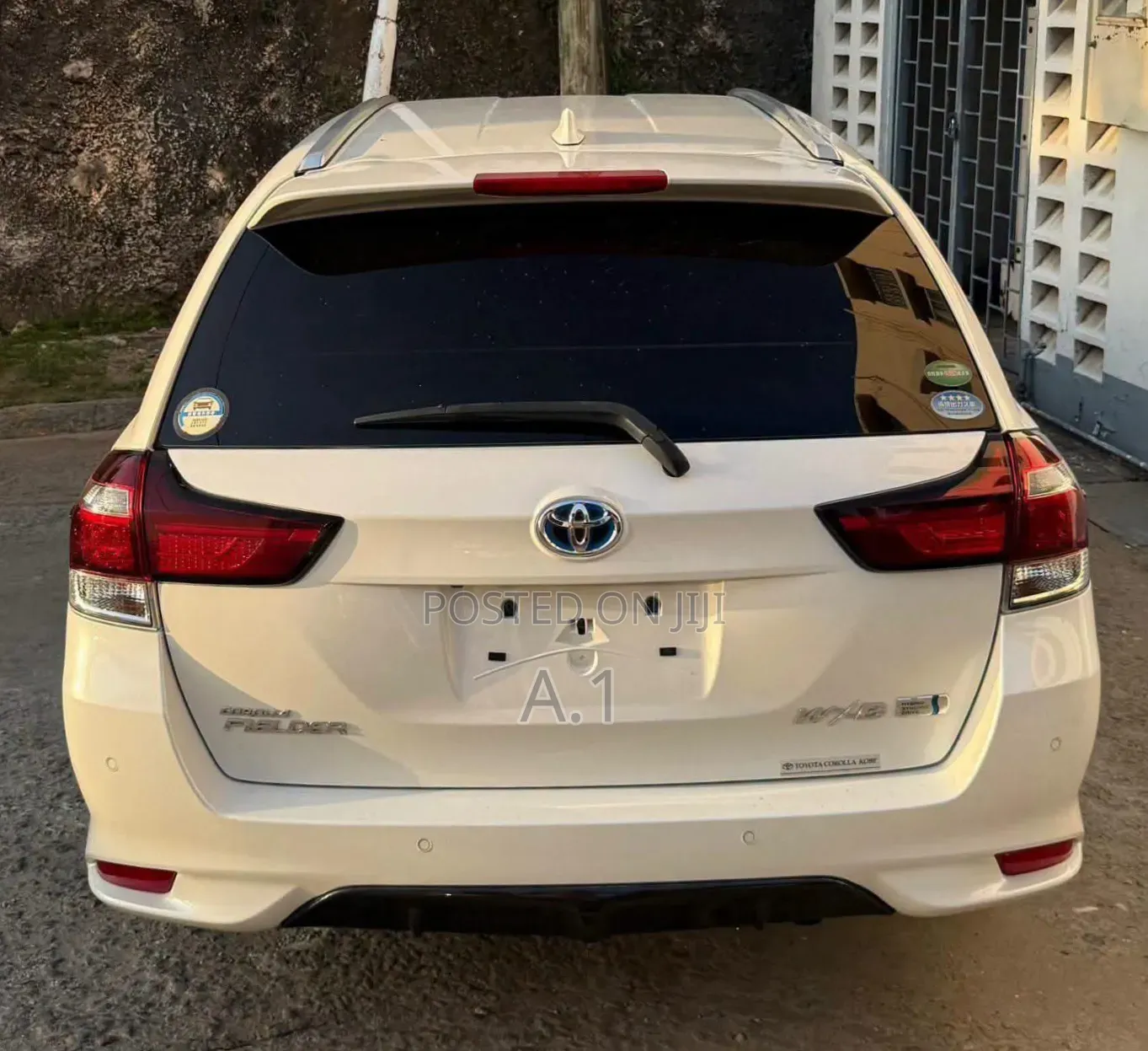 Toyota Corolla Fielder 2019 Off white