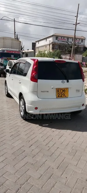 Nissan Note 2010 White