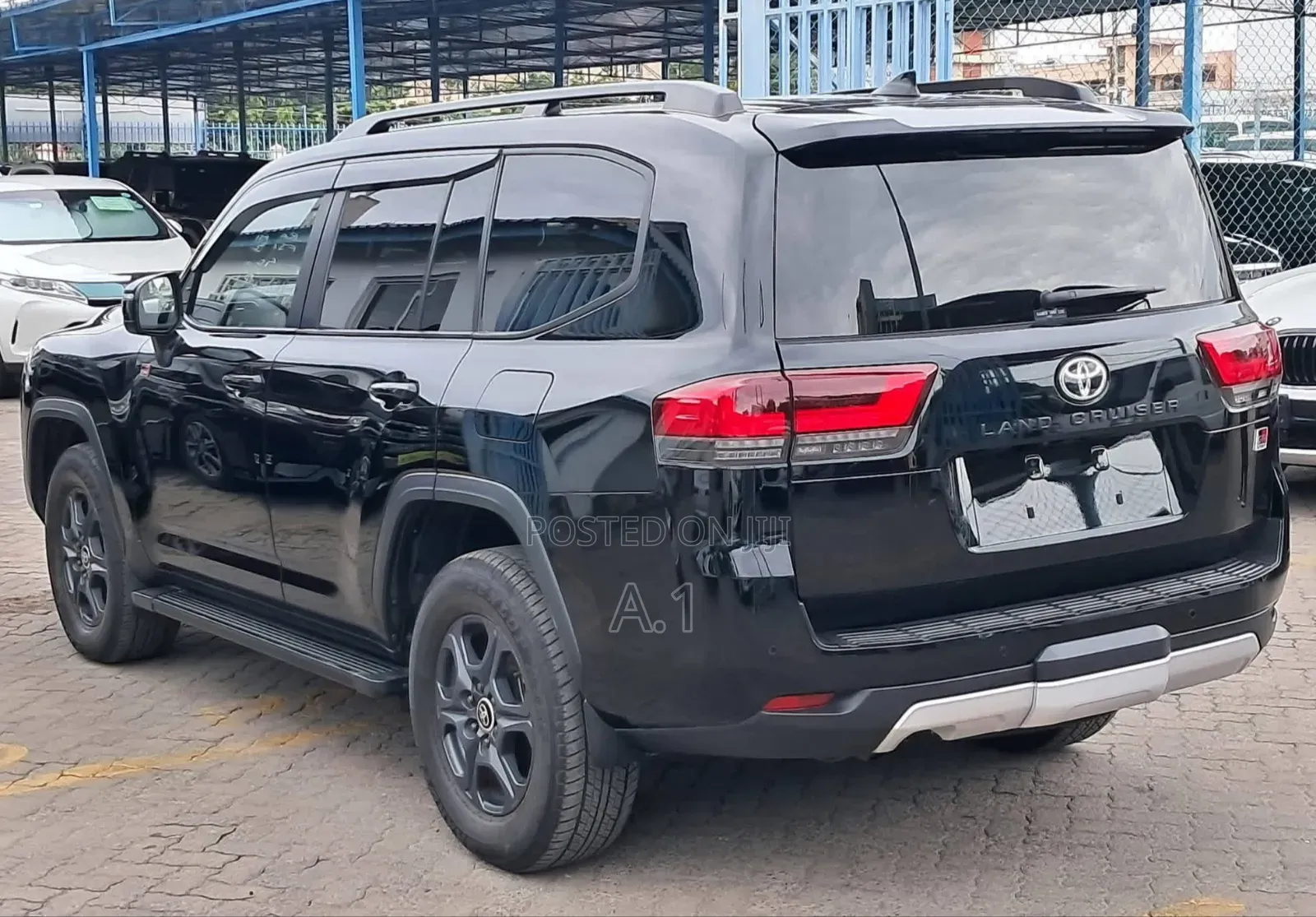 Toyota Land Cruiser 2022 Matt Black