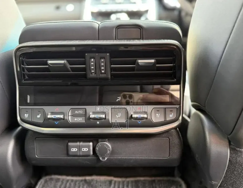 Toyota Land Cruiser 2022 Matt Black