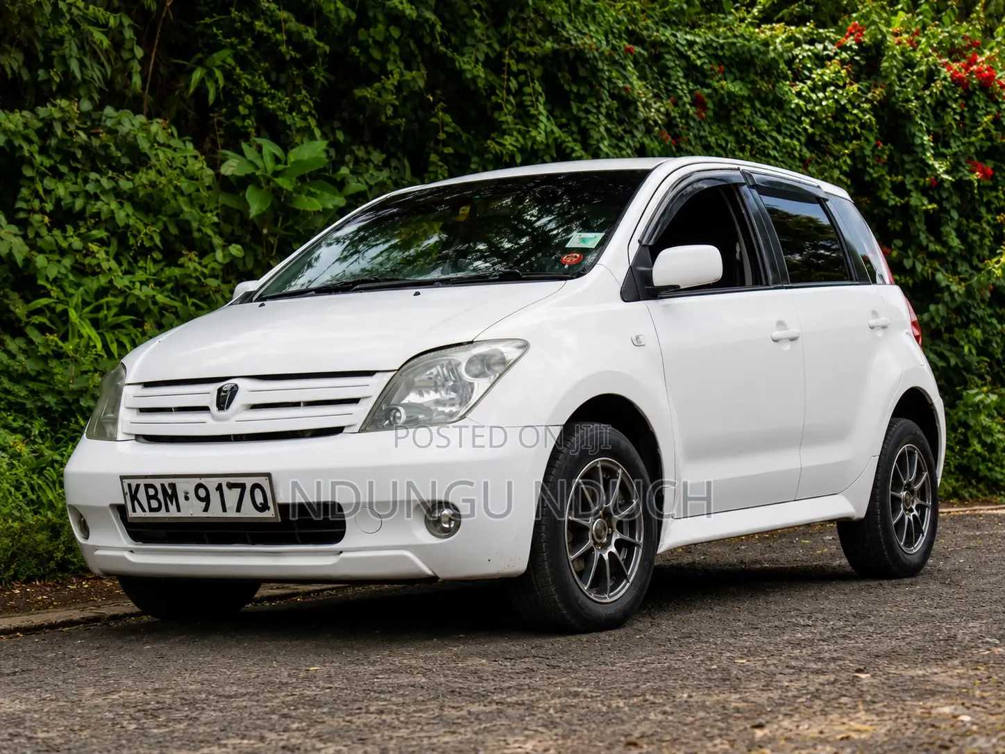 Toyota IST 2003 White