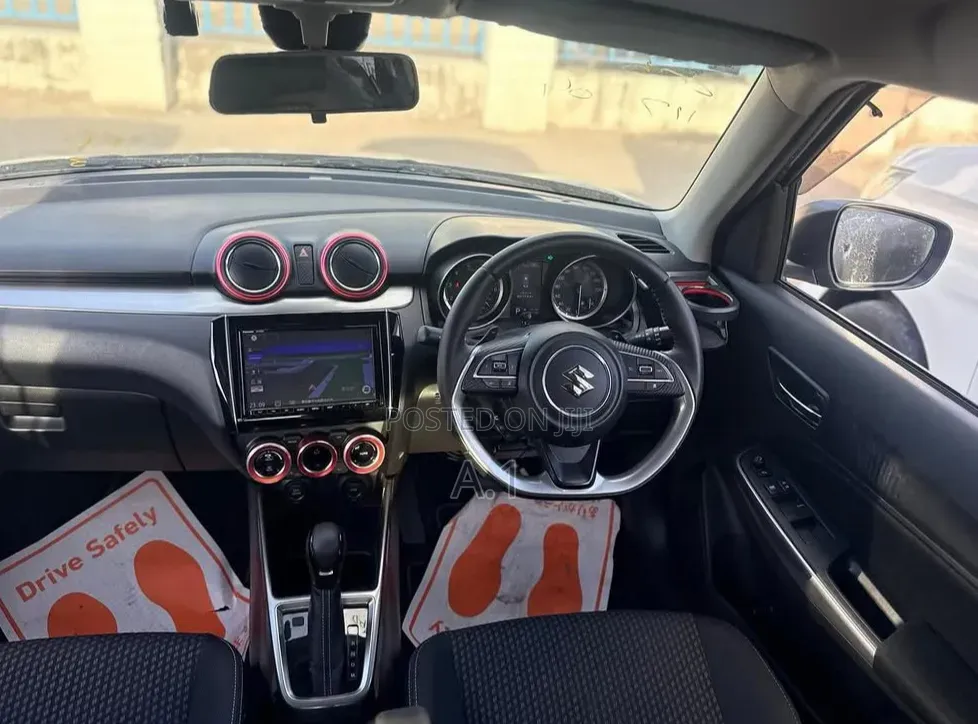 Suzuki Swift 2019 Gray
