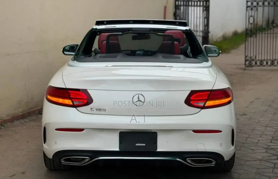 Mercedes-Benz C180 2019 Pearl
