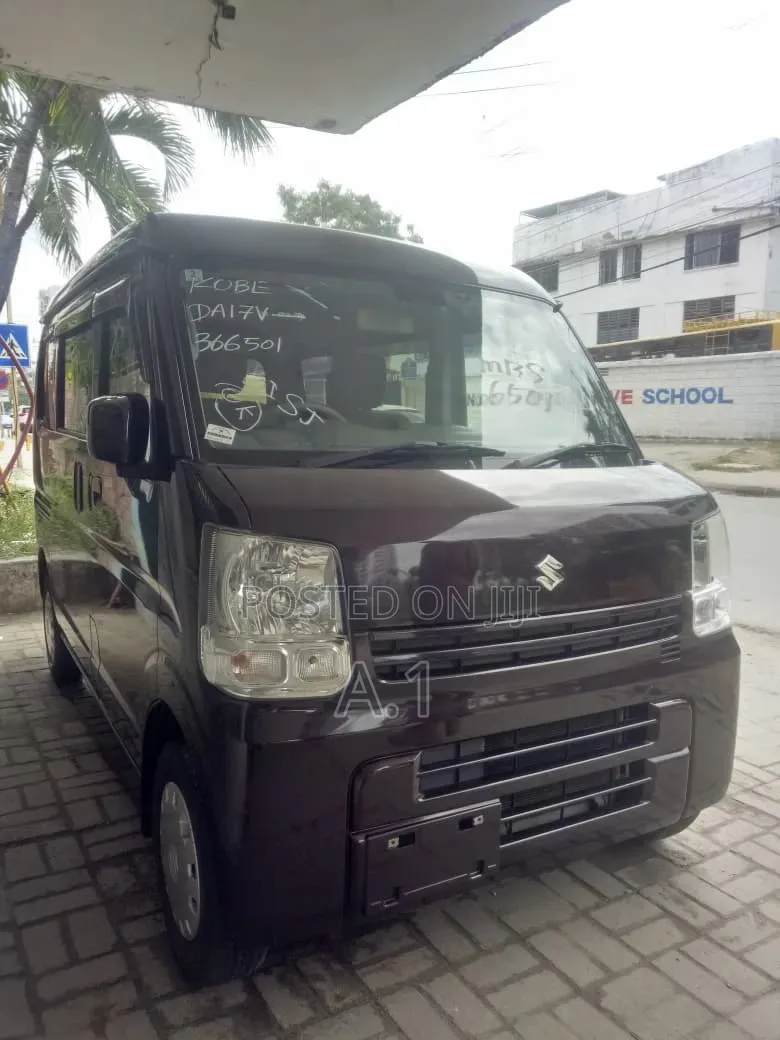 Suzuki Every 2019 Brown