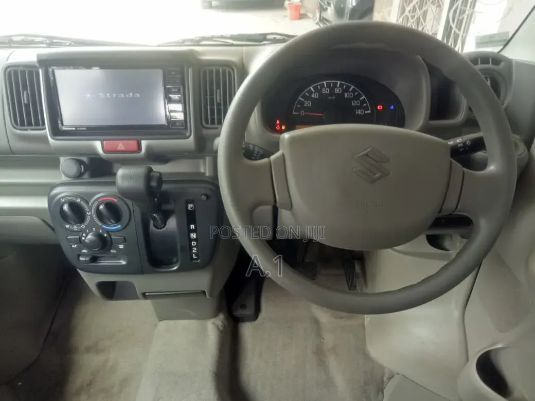 Suzuki Every 2019 Brown