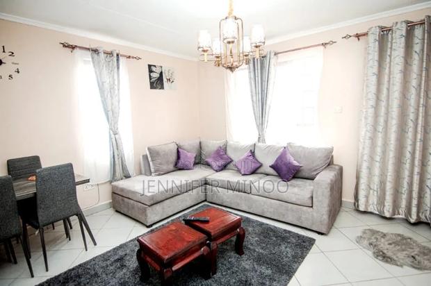 4bdrm Maisonette in Utange for sale - thumbnail 5
