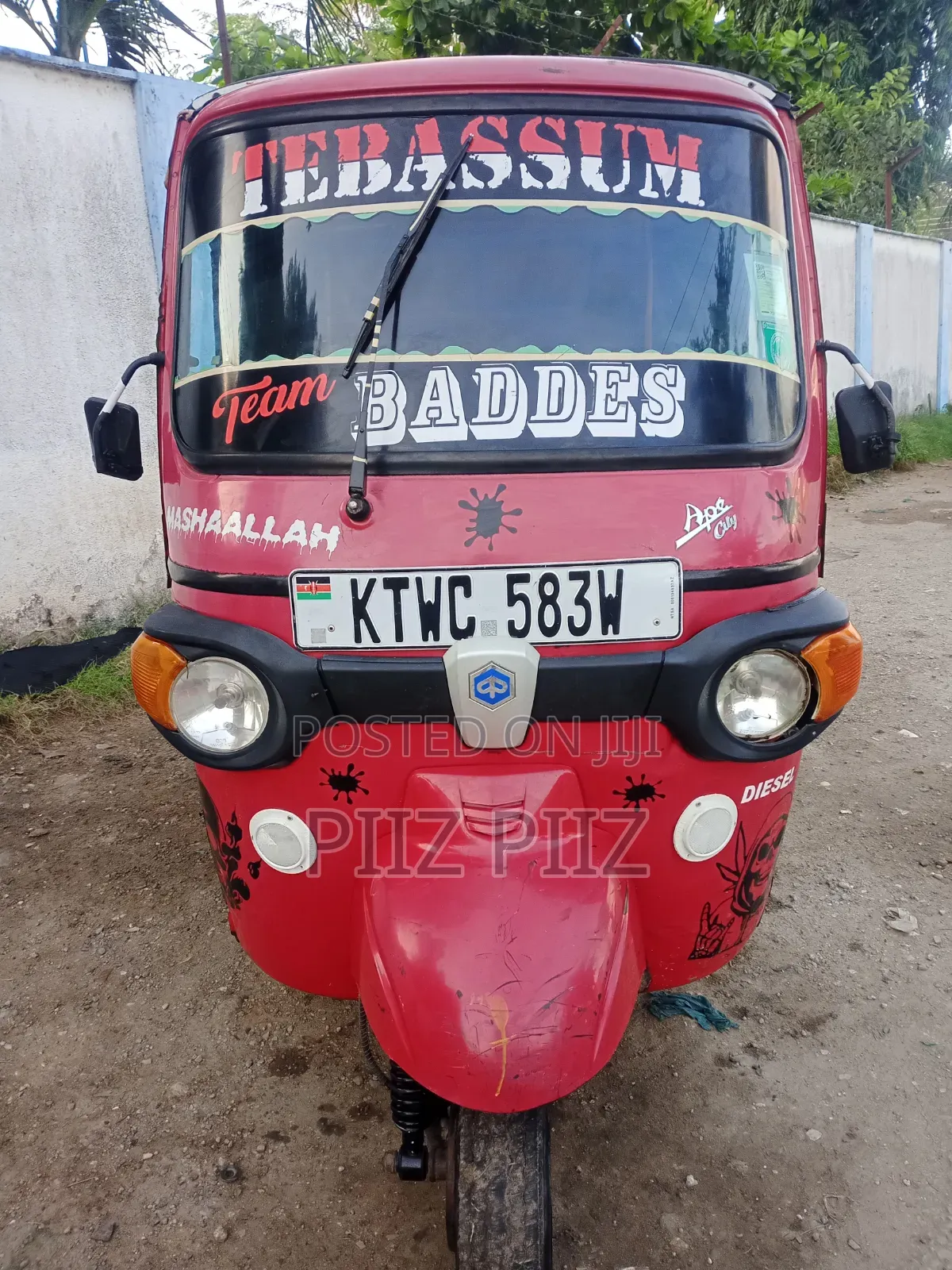 Piaggio 2023 Red