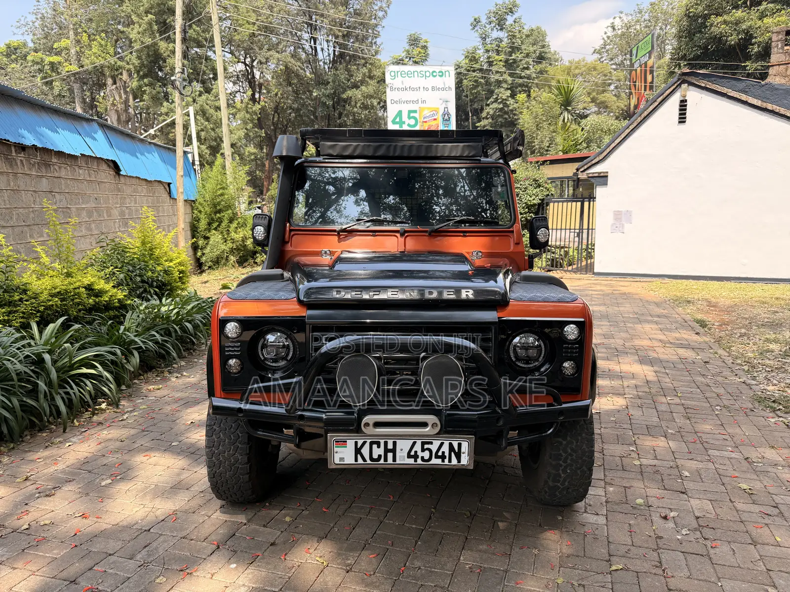 Land Rover Defender 2015 Orange