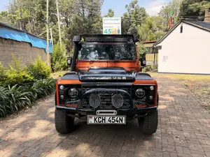 Land Rover Defender 2015 Orange