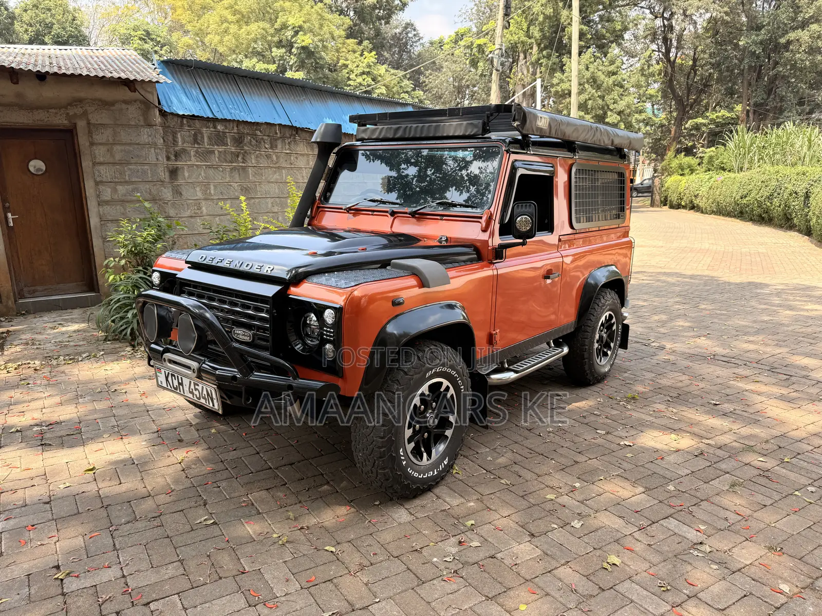 Land Rover Defender 2015 Orange